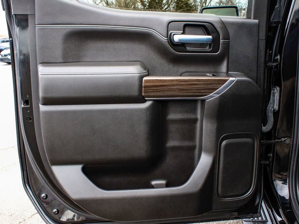 Used 2020 Chevrolet Silverado 1500 LT Trail Boss image 11