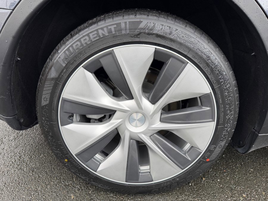 Used 2023 Tesla Model Y Long Range image 51