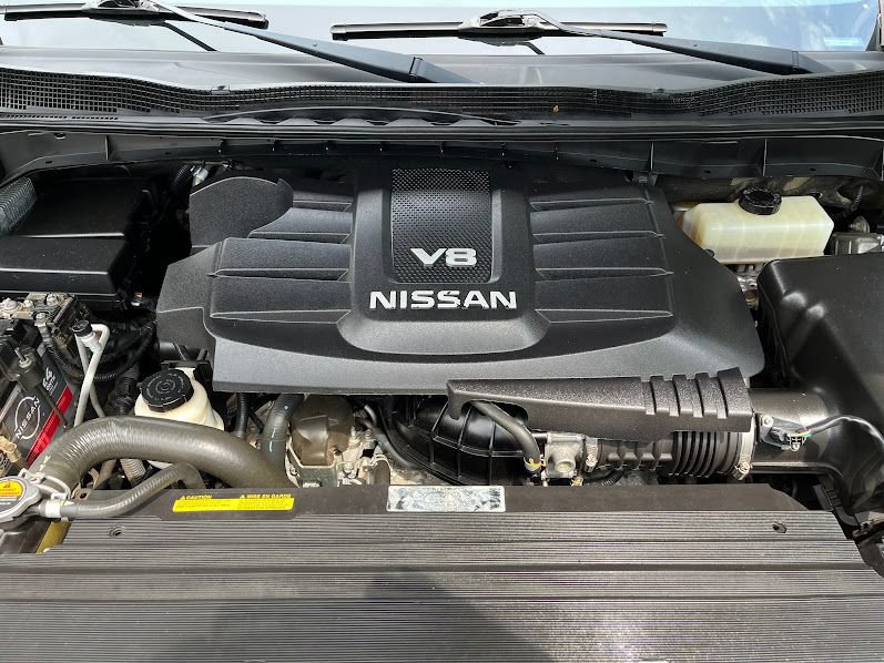 Used 2018 Nissan Titan PRO-4X w/ Pro-4x Convenience Package AWD/4WD image 29