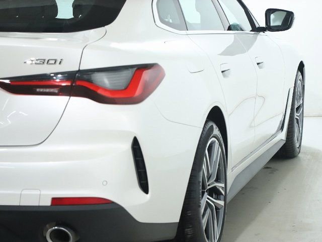 Used 2025 BMW 430i xDrive w/ Premium Package image 8