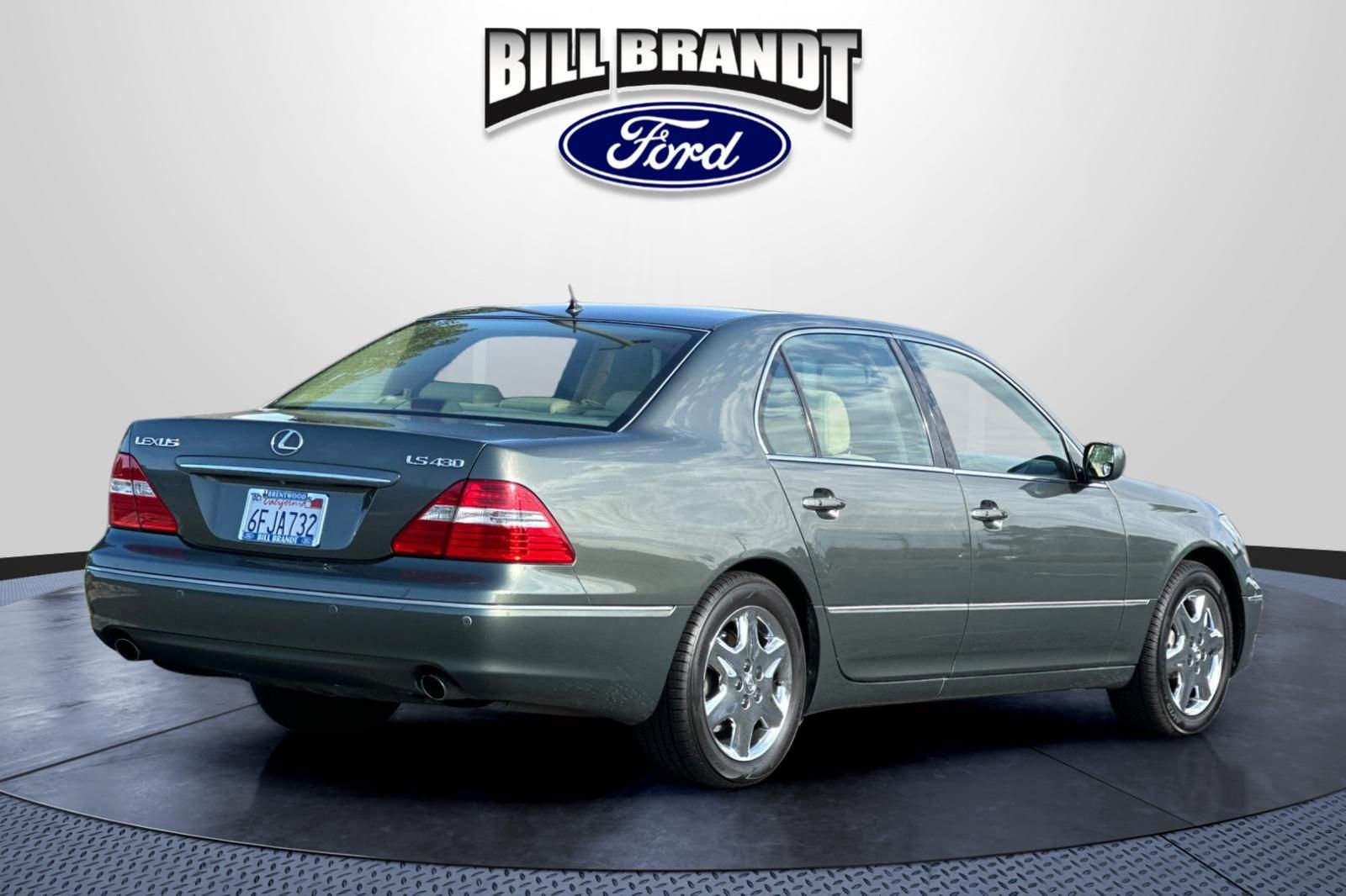Used 2005 Lexus LS 430 RWD image 3