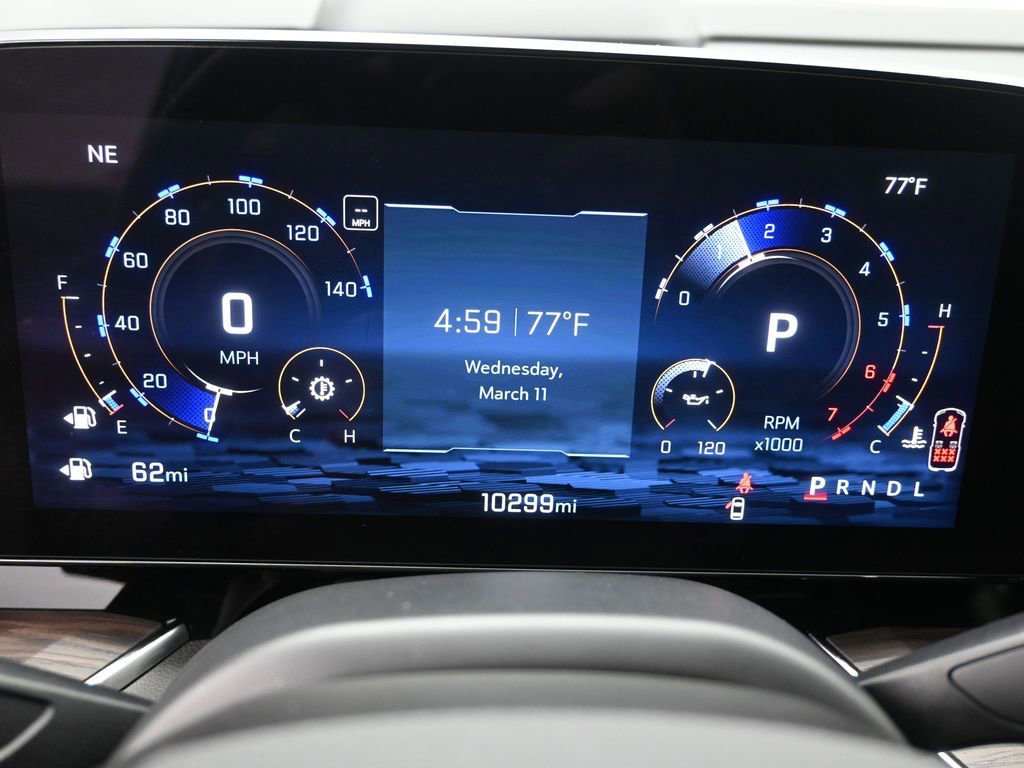 Used 2025 Chevrolet Suburban LT image 13