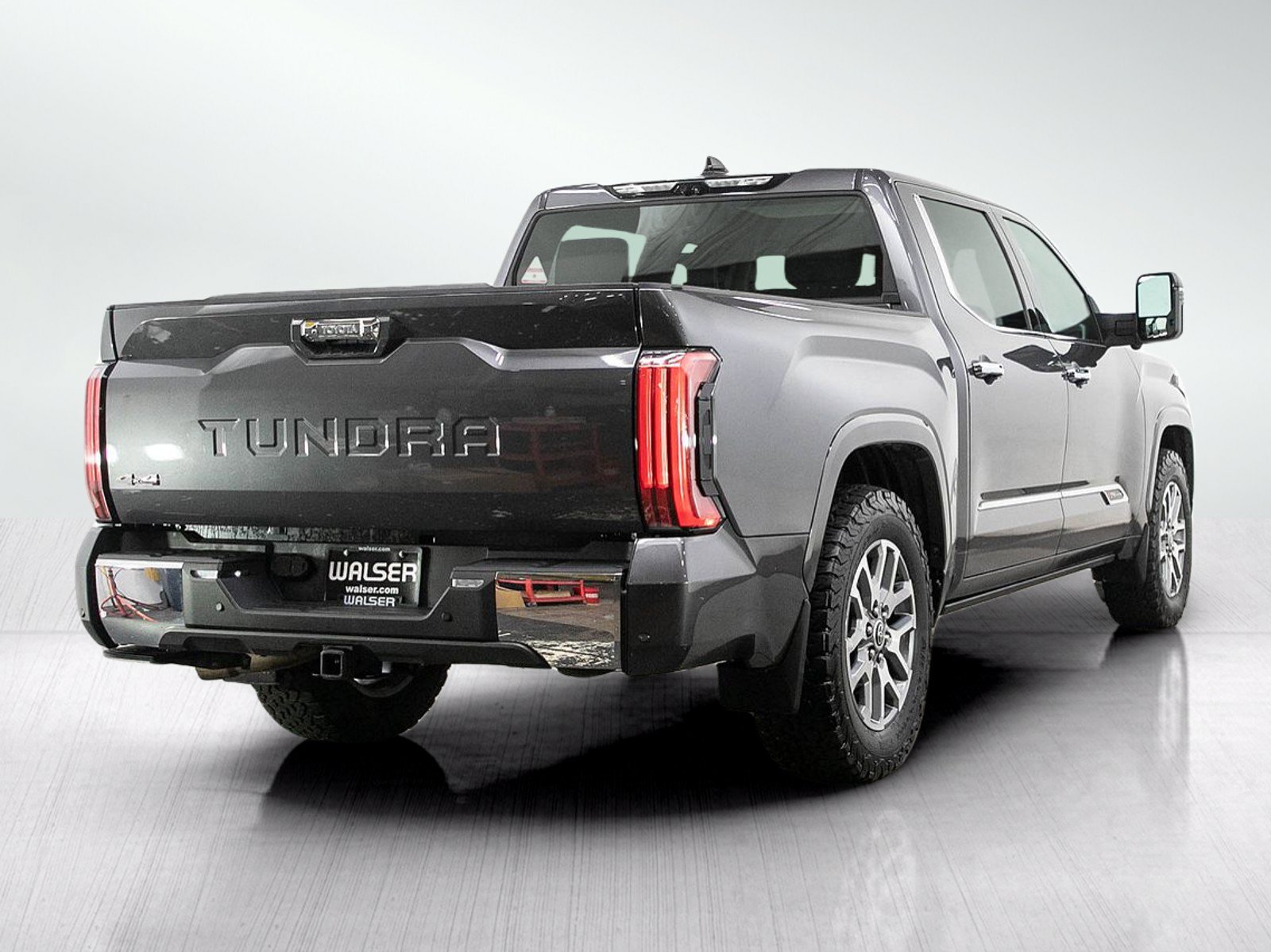 Used 2022 Toyota Tundra 1794 Edition AWD/4WD image 5