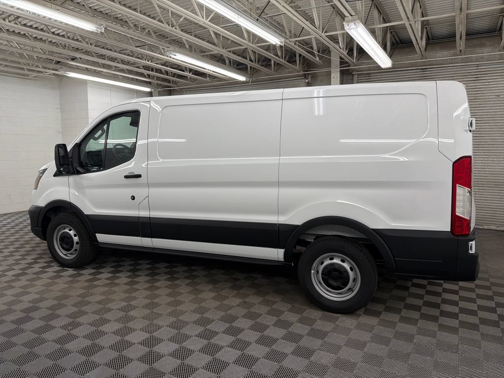 New 2026 Ford Transit 150 Low Roof w/ Load Area Protection Package RWD image 10