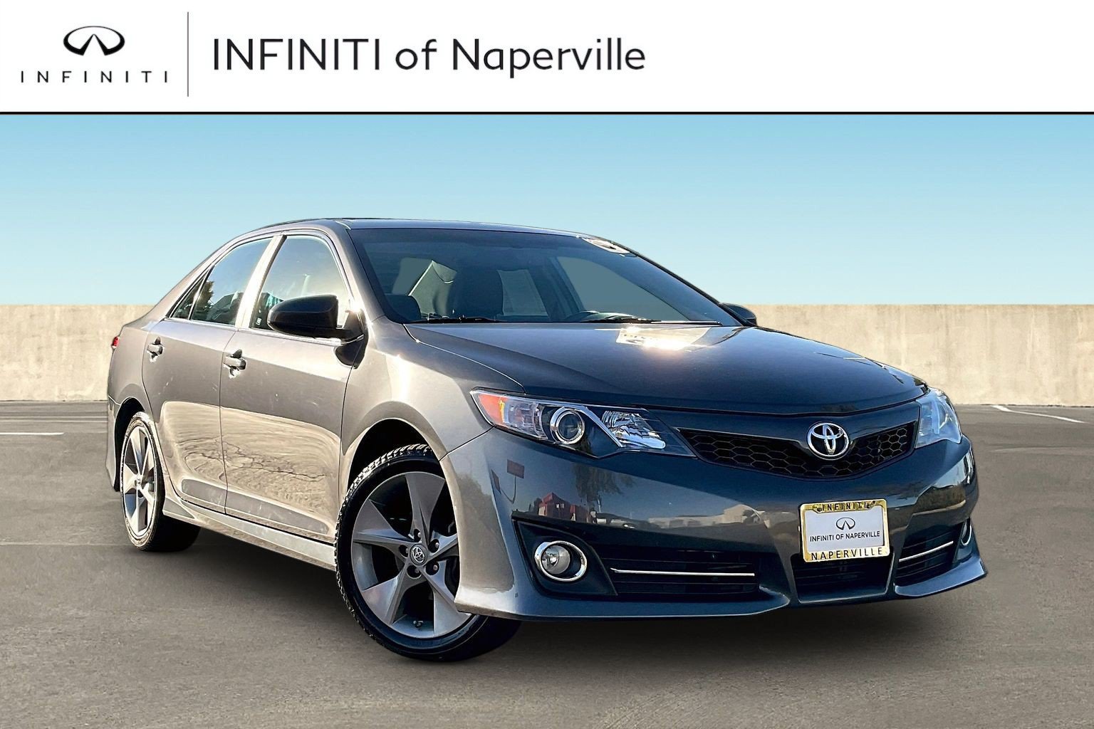 Used 2012 Toyota Camry SE w/ Leather Pkg