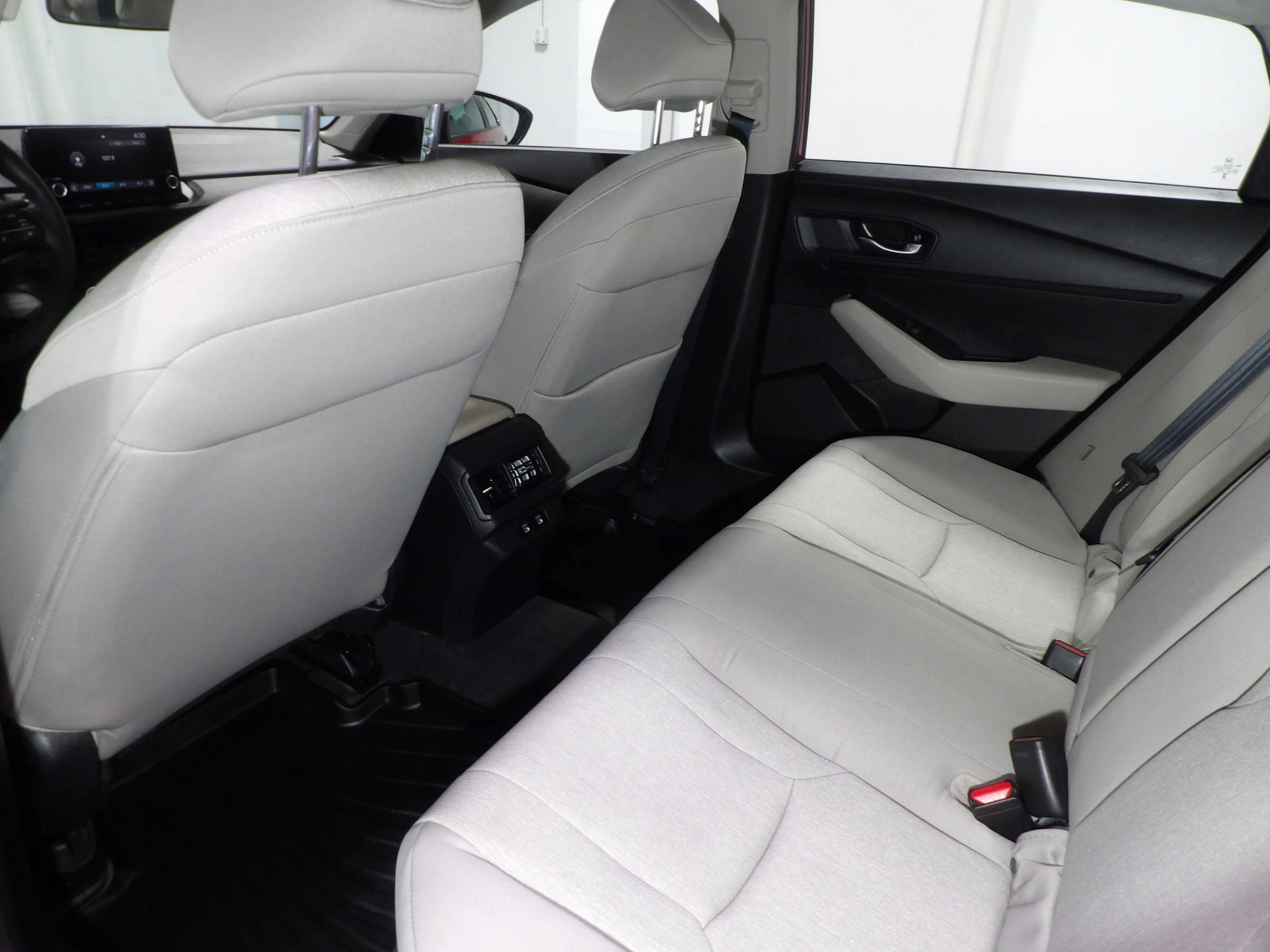 Used 2025 Honda Accord LX image 13