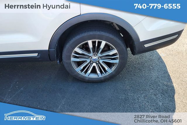 Used 2018 Ford Explorer Platinum AWD/4WD image 23