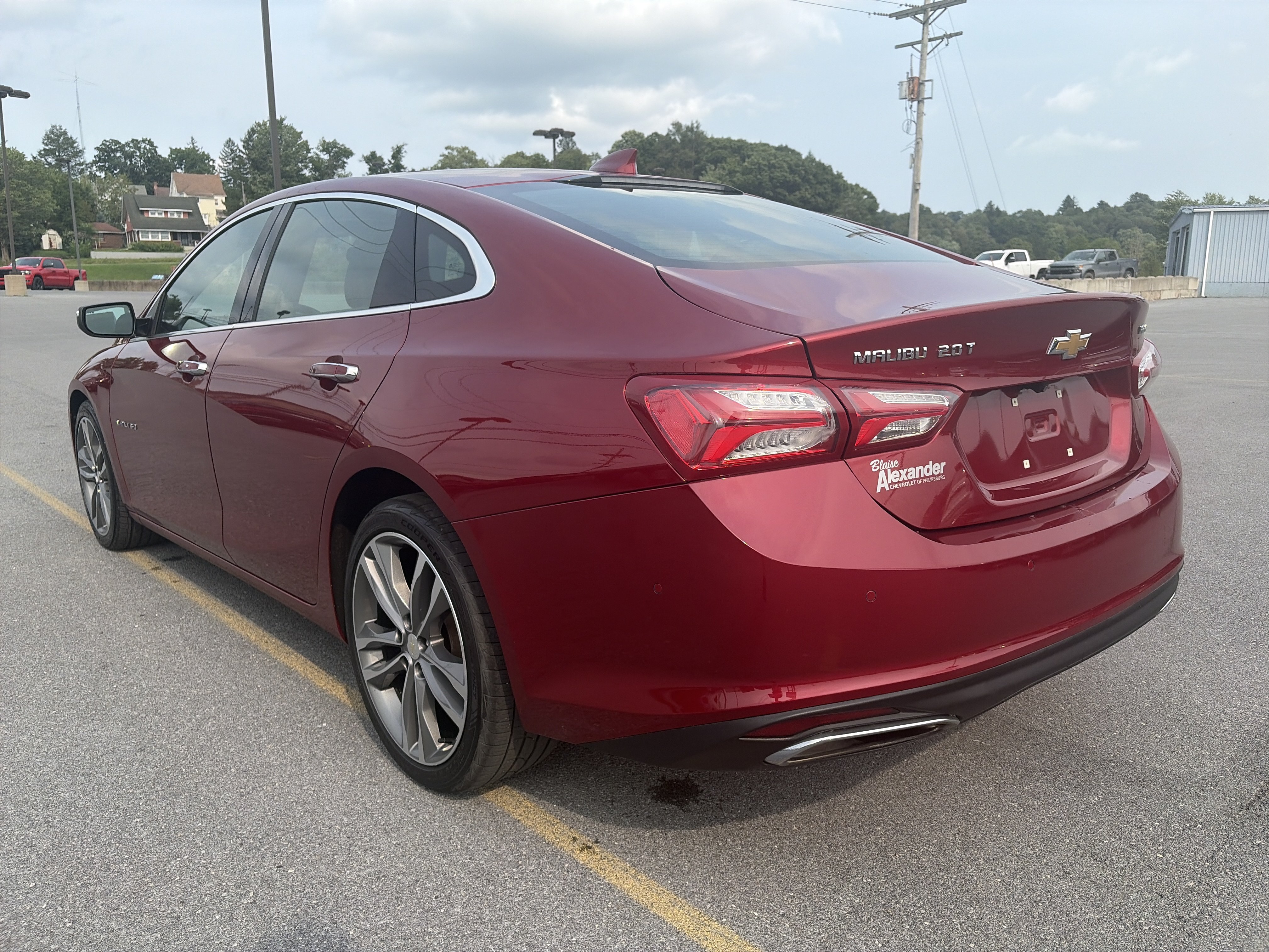 Used 2020 Chevrolet Malibu Premier FWD video 4