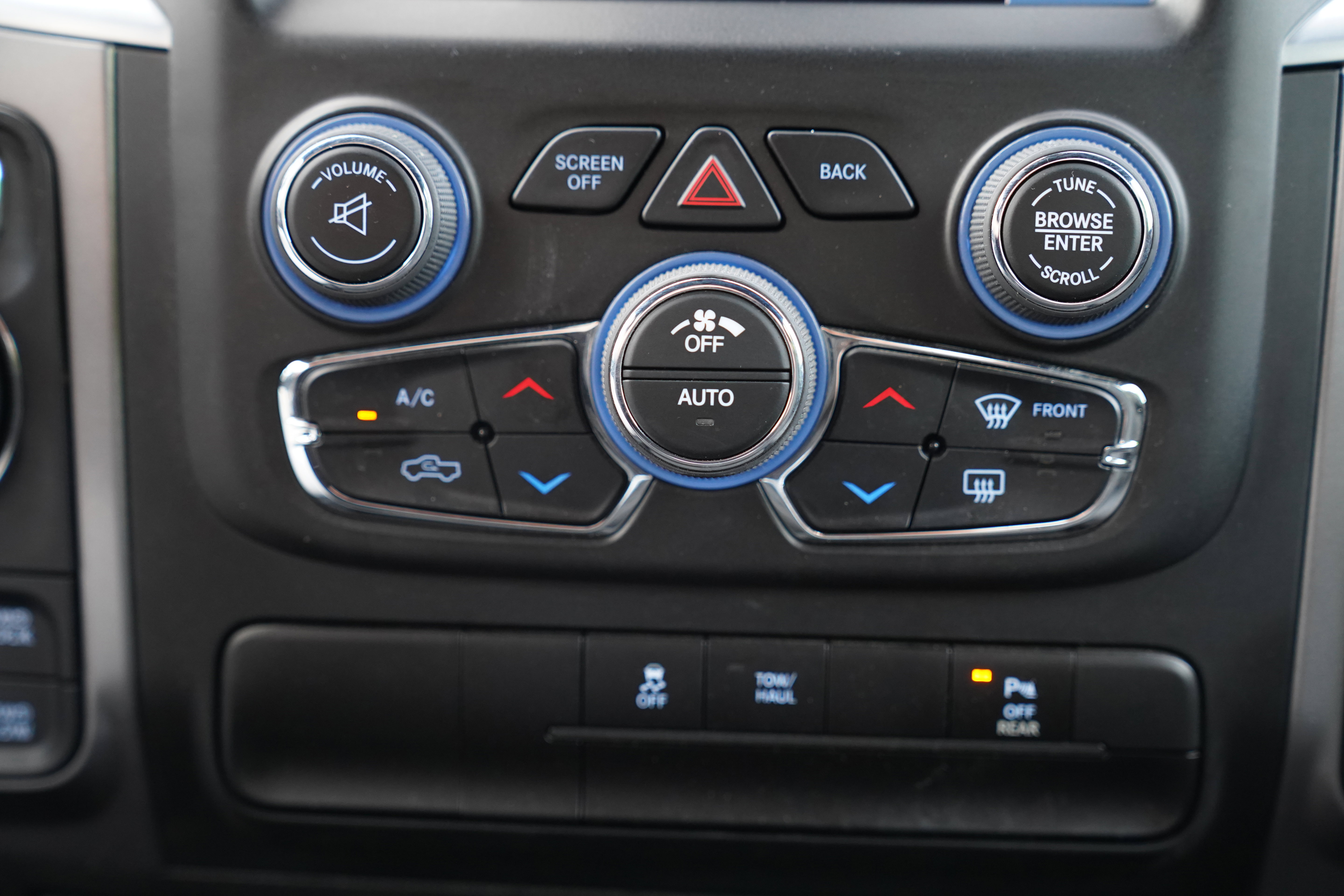 Used 2023 RAM 1500 Warlock w/ Electronics Group AWD/4WD image 26