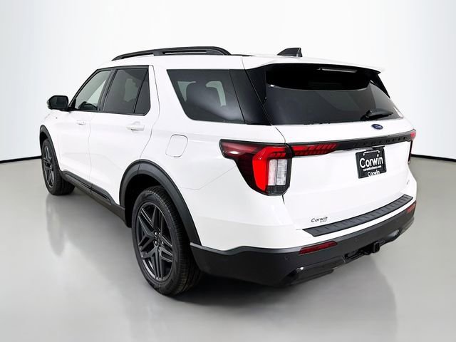 New 2026 Ford Explorer ST-Line w/ ST-Line Street Pack image 5