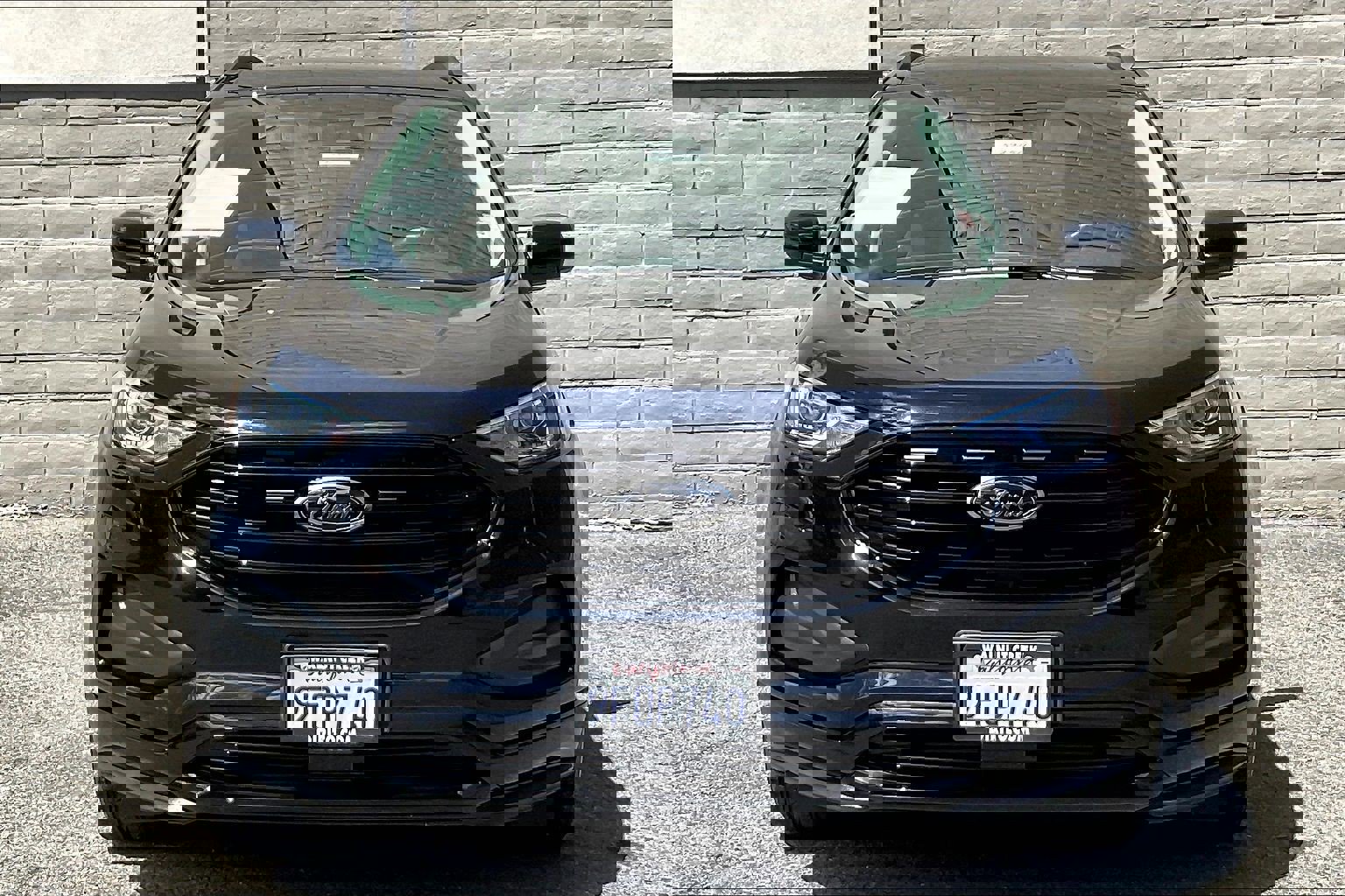 Used 2022 Ford Edge SE w/ Black Appearance Package image 2