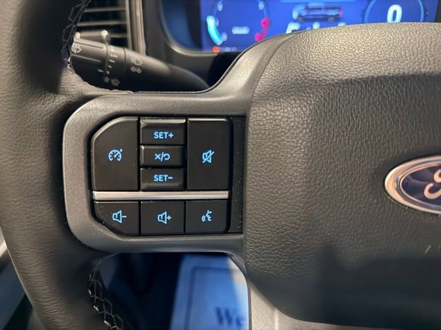 Used 2025 Ford F350 Lariat w/ Chrome Package image 24