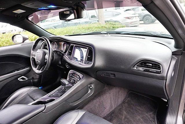 Used 2017 Dodge Challenger R/T Scat Pack image 10