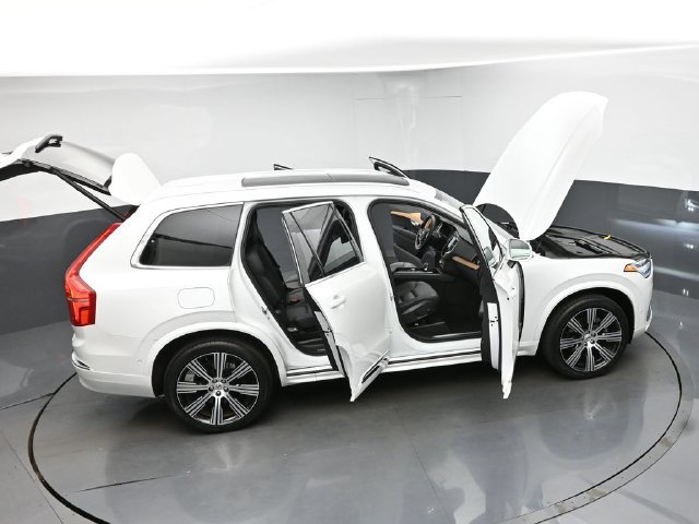 Used 2025 Volvo XC90 B6 Plus w/ Protection Package Premier AWD/4WD image 47