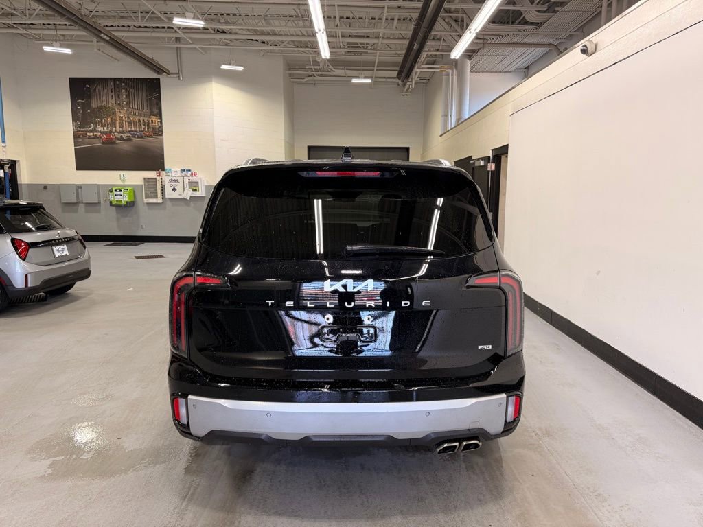 Used 2024 Kia Telluride SX Prestige image 4
