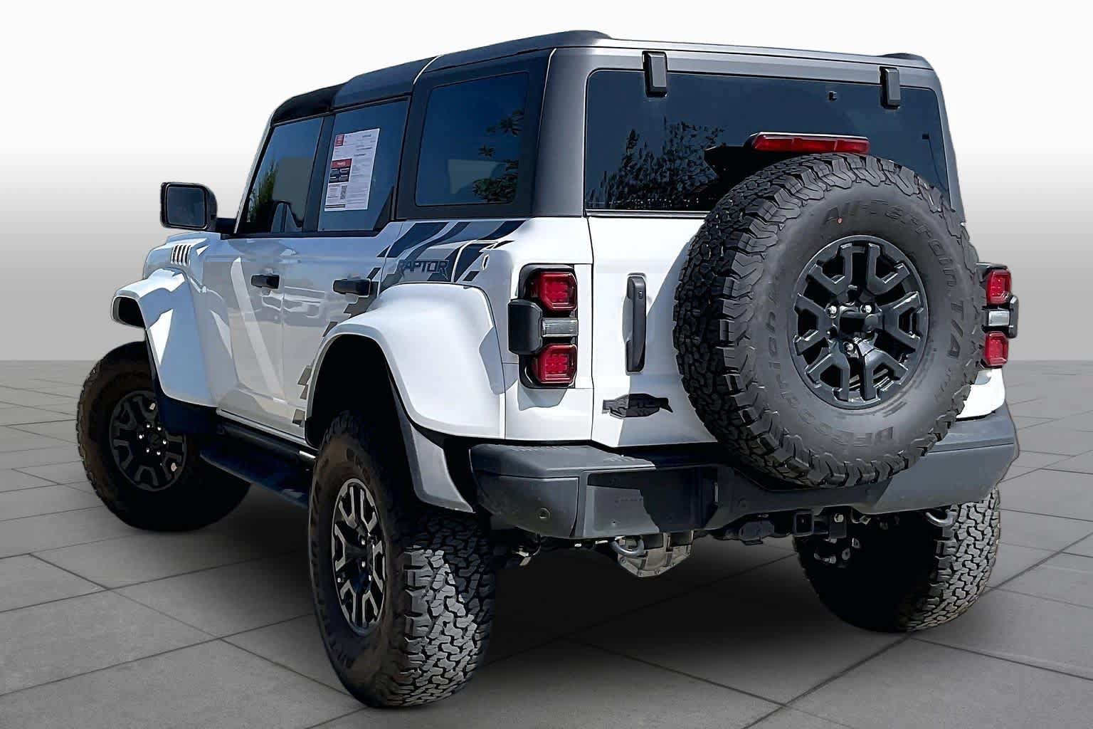 Used 2024 Ford Bronco Raptor w/ Interior Carbon Fiber Pack 6 AWD/4WD image 11
