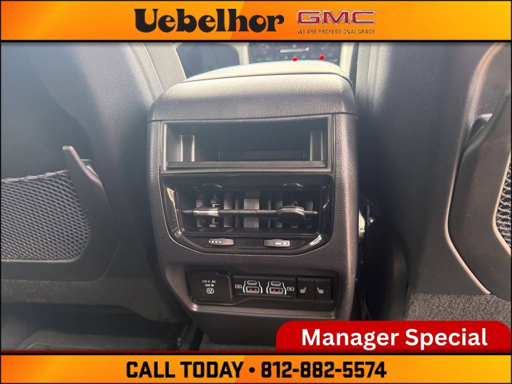 Used 2023 Jeep Grand Cherokee Limited w/ Trailer Tow Prep Group (B) AWD/4WD image 7