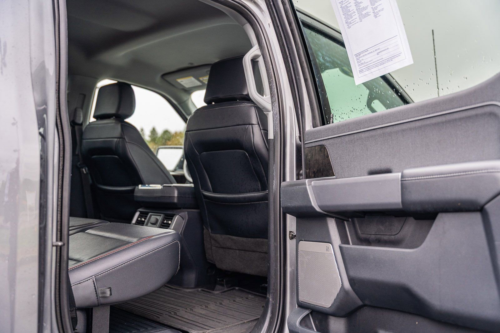 Used 2022 Ford F150 Lariat image 13