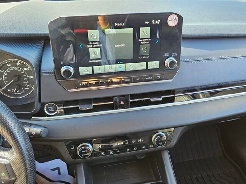 Used 2024 Mitsubishi Outlander SE image 18