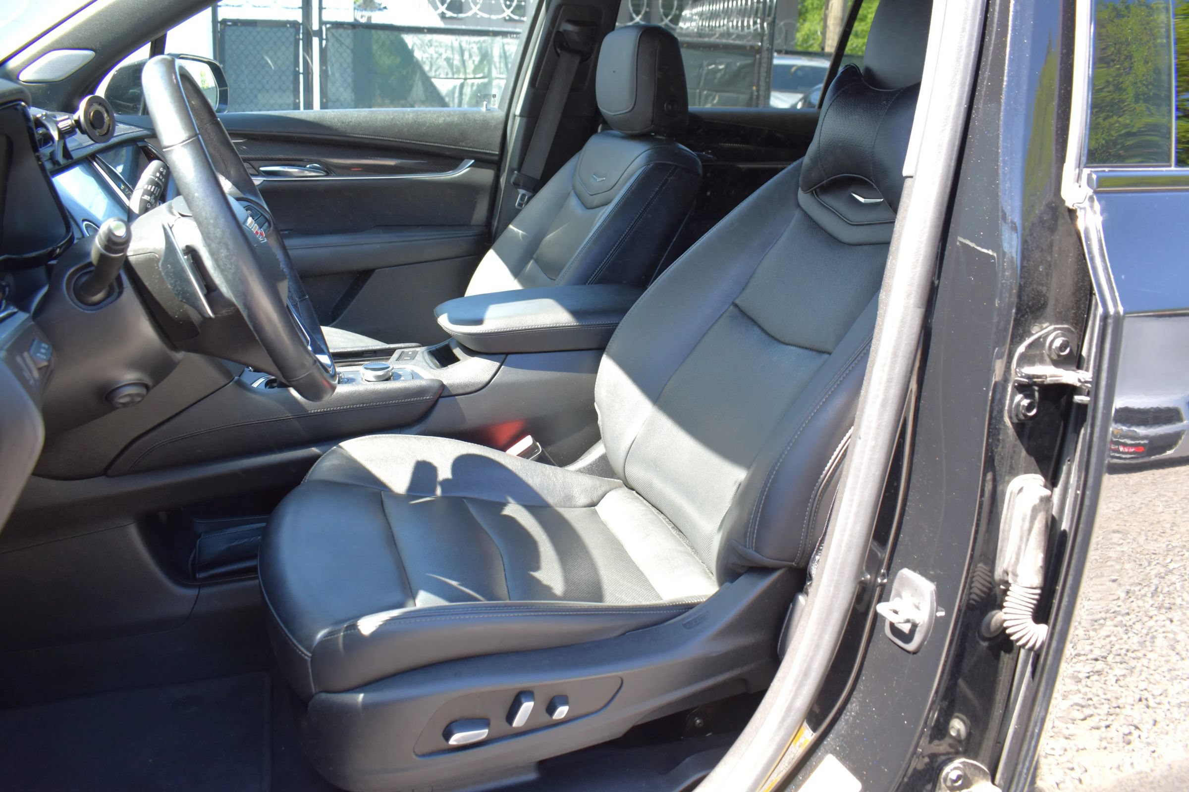 Used 2020 Cadillac XT6 Sport AWD/4WD image 52