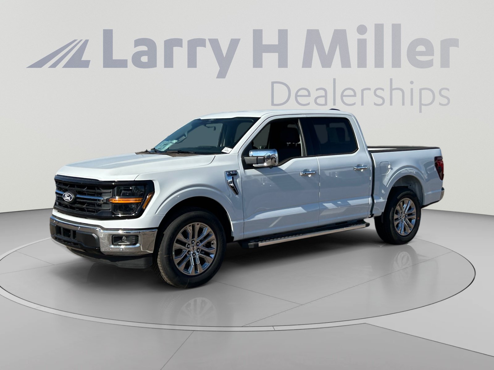 New 2026 Ford F150 XLT w/ Equipment Group 302A MID