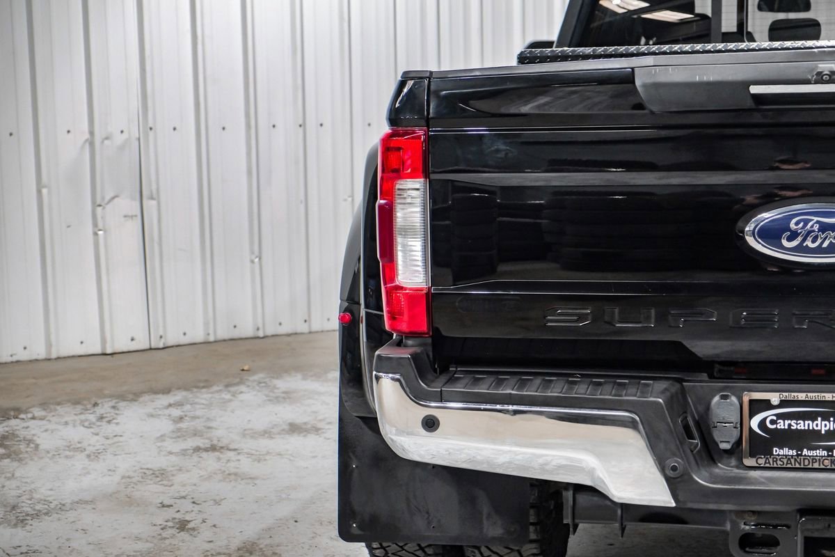 Used 2017 Ford F350 Lariat w/ Lariat Ultimate Package image 51