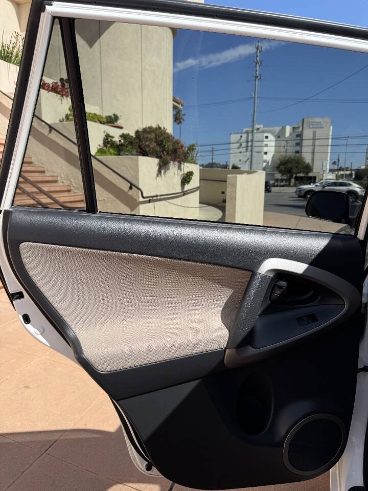 Used 2007 Toyota RAV4 4WD image 12