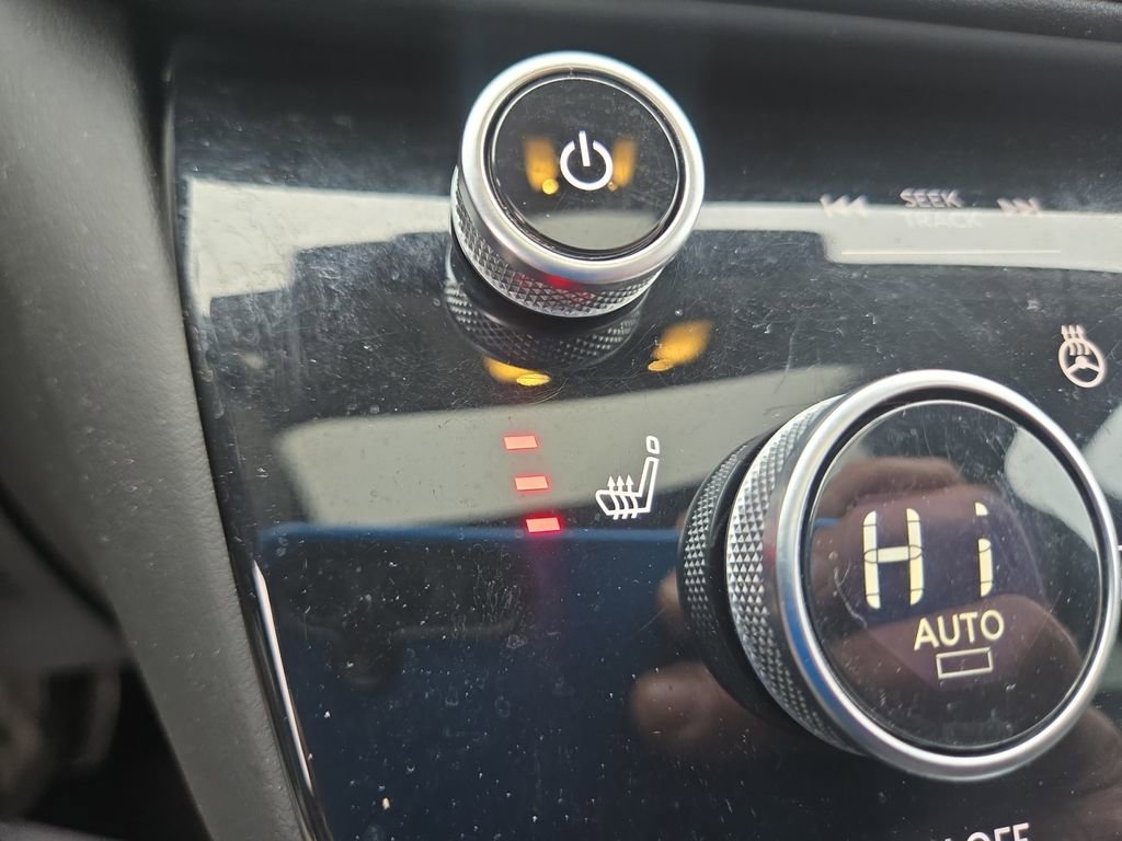 Used 2023 INFINITI QX60 Luxe image 30