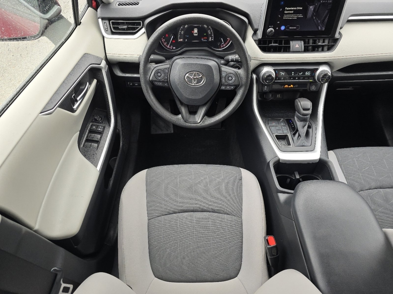 Used 2023 Toyota RAV4 XLE AWD/4WD image 25