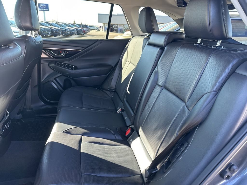 Certified 2025 Subaru Outback Limited w/ Popular Package #2 image 19