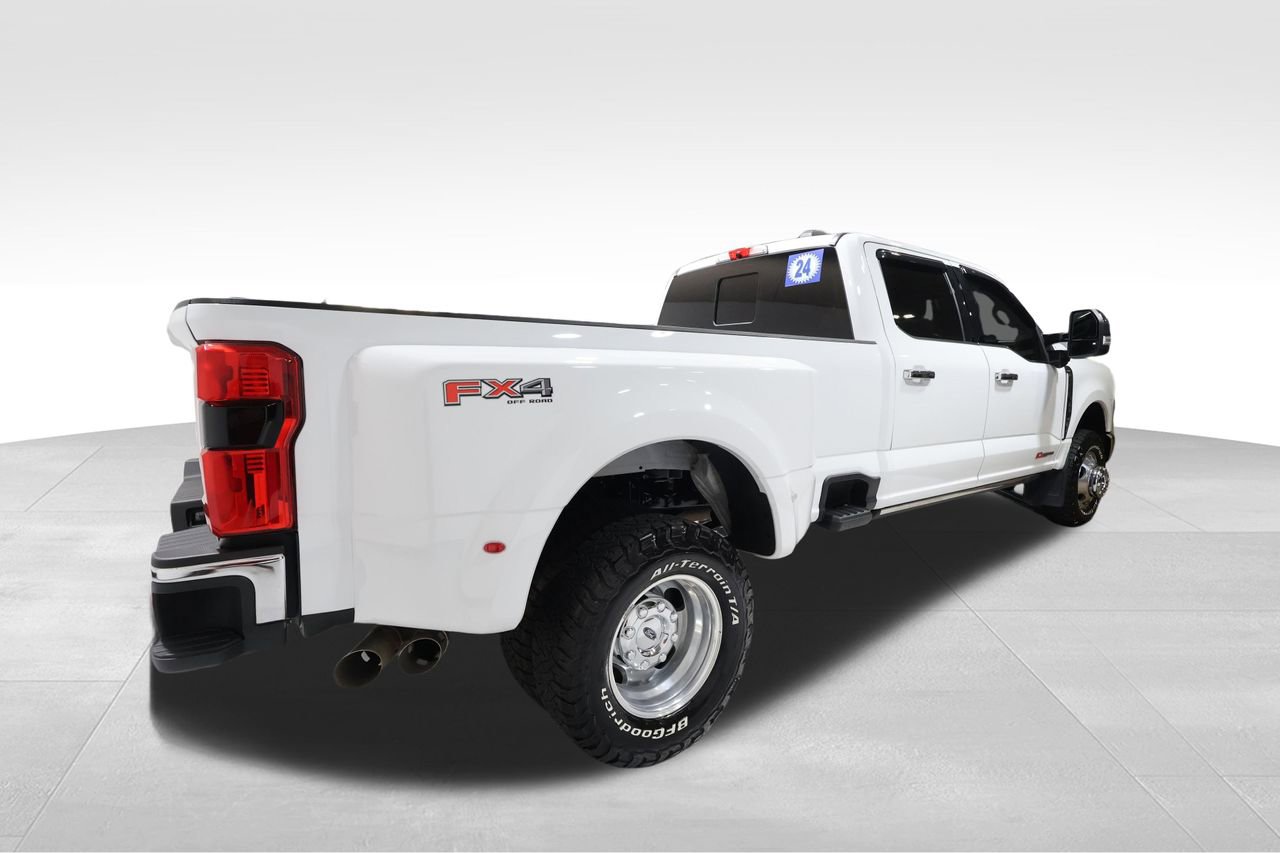 Used 2024 Ford F350 Lariat w/ Lariat Ultimate Package AWD/4WD image 4