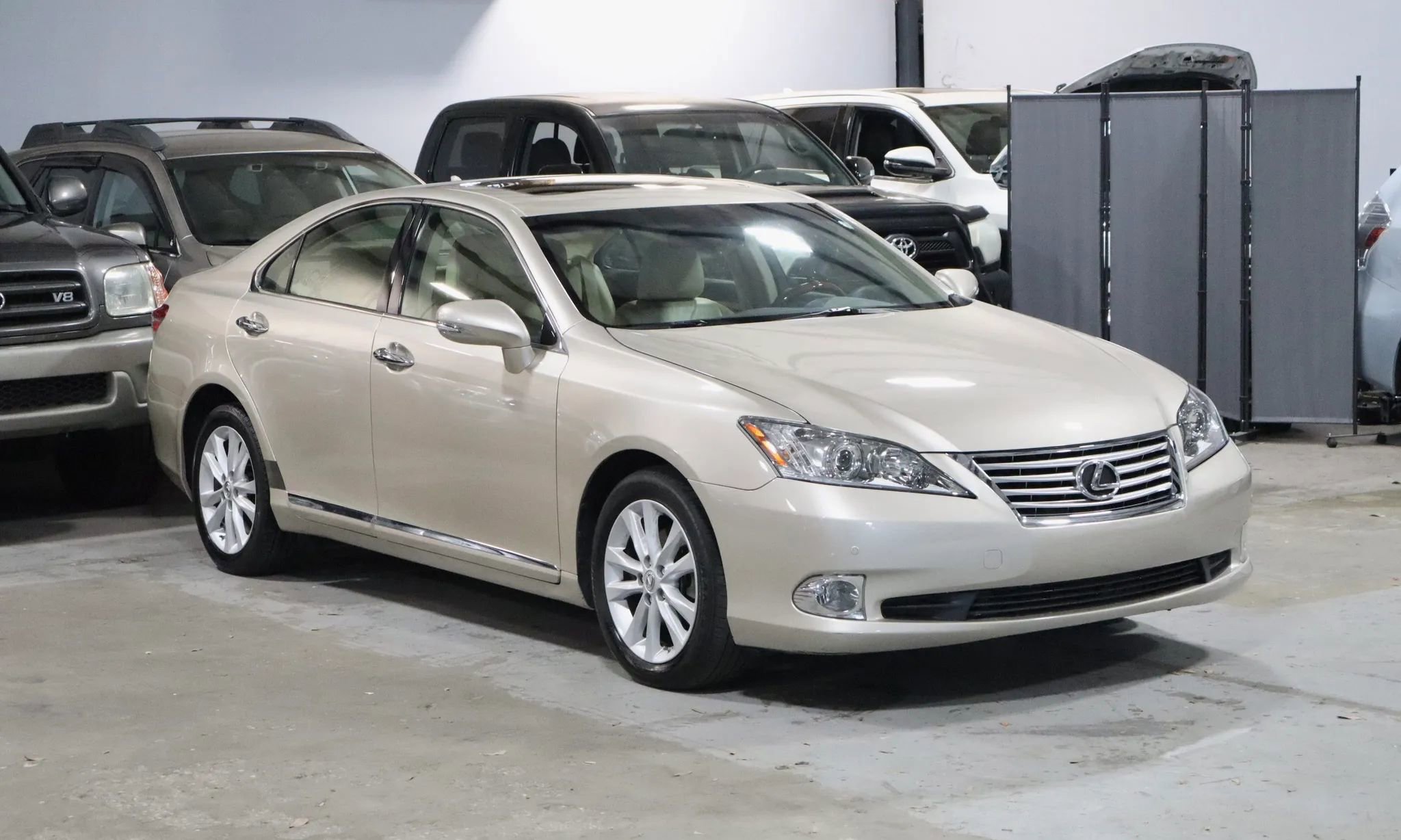 Used 2012 Lexus ES 350 image 3