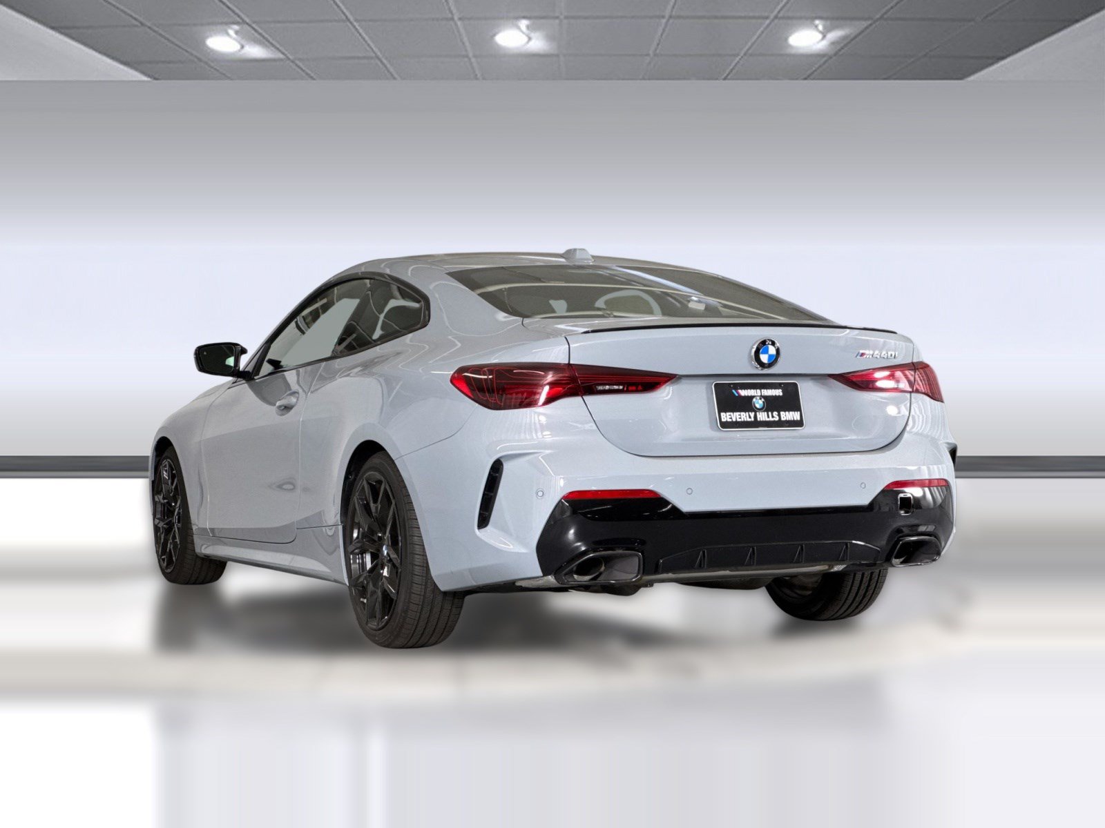 New 2027 BMW M440i Coupe w/ Shadowloine Package RWD image 3