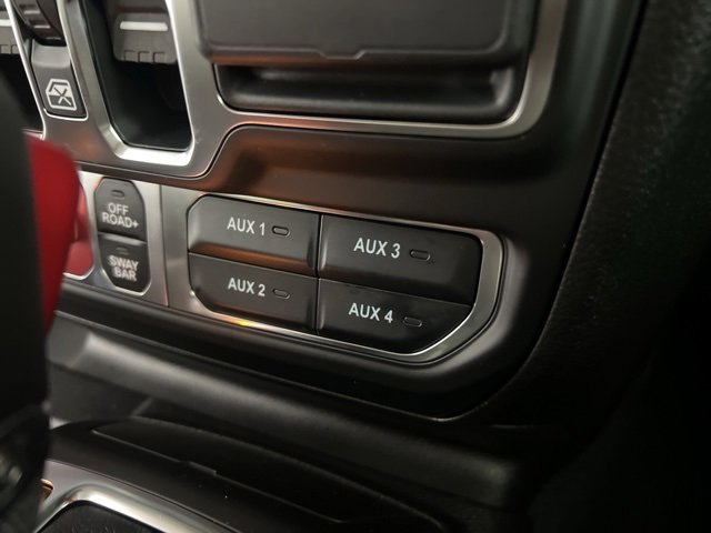 New 2026 Jeep Wrangler Rubicon w/ Steel Bumper Group image 25