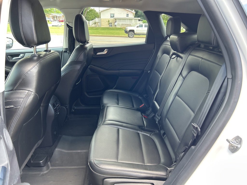 Used 2022 Ford Escape SEL w/ Technology Package image 13