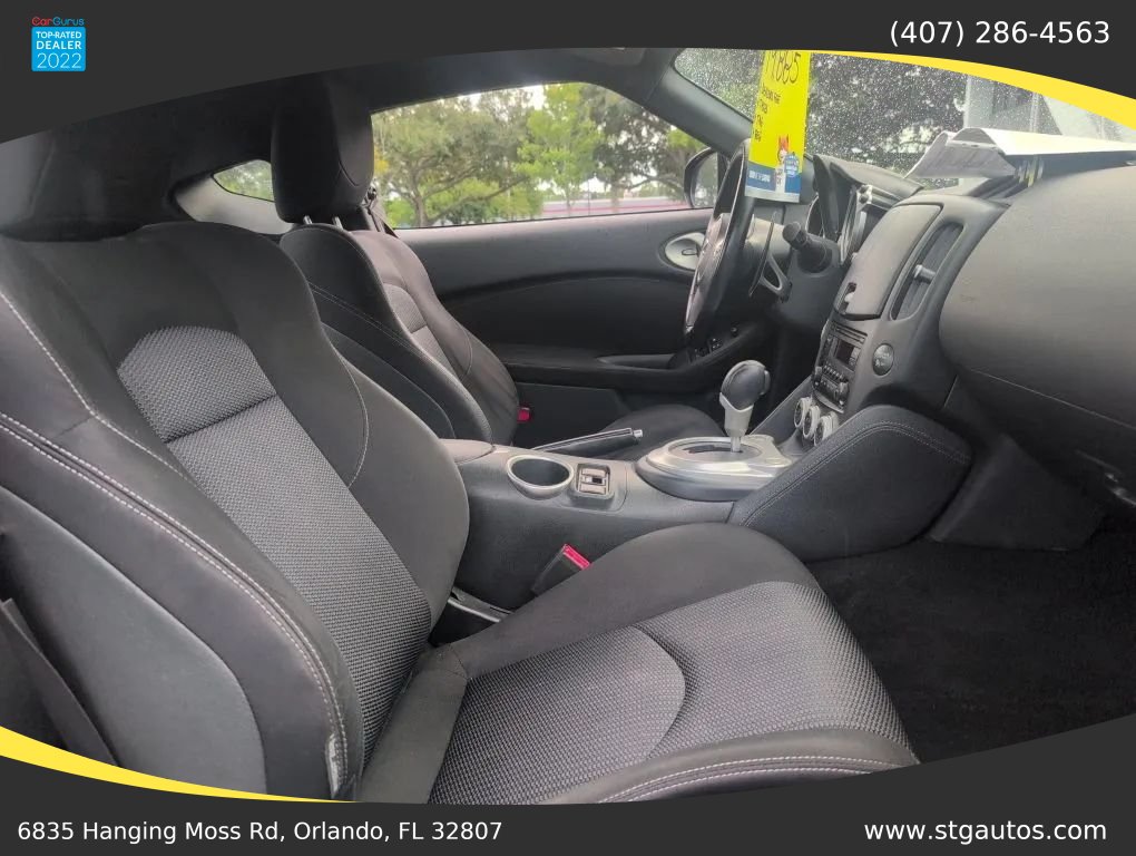 Used 2018 Nissan 370Z Coupe RWD image 14