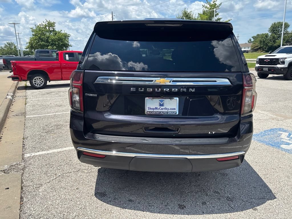 Used 2024 Chevrolet Suburban LT AWD/4WD image 22