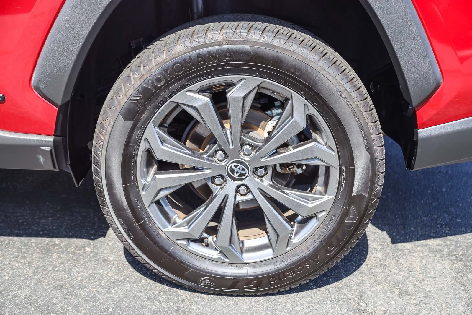 Certified 2022 Toyota RAV4 XLE Premium AWD/4WD image 8