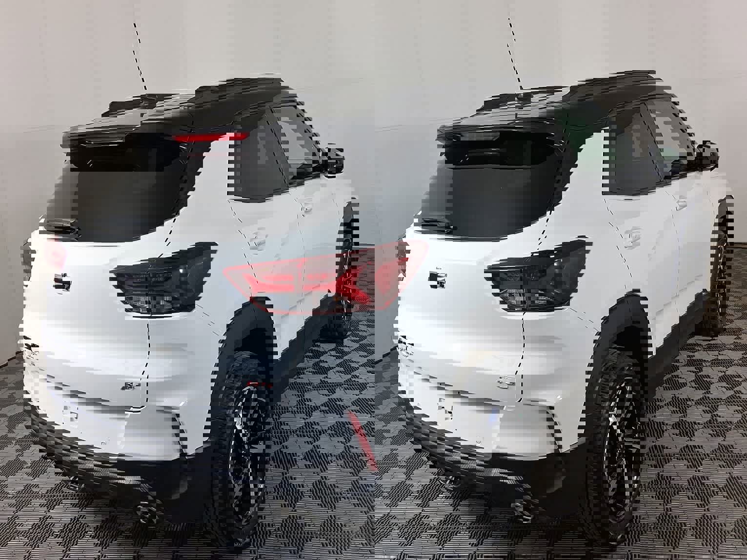 Used 2023 Chevrolet TrailBlazer RS w/ Sun and Liftgate Package image 23