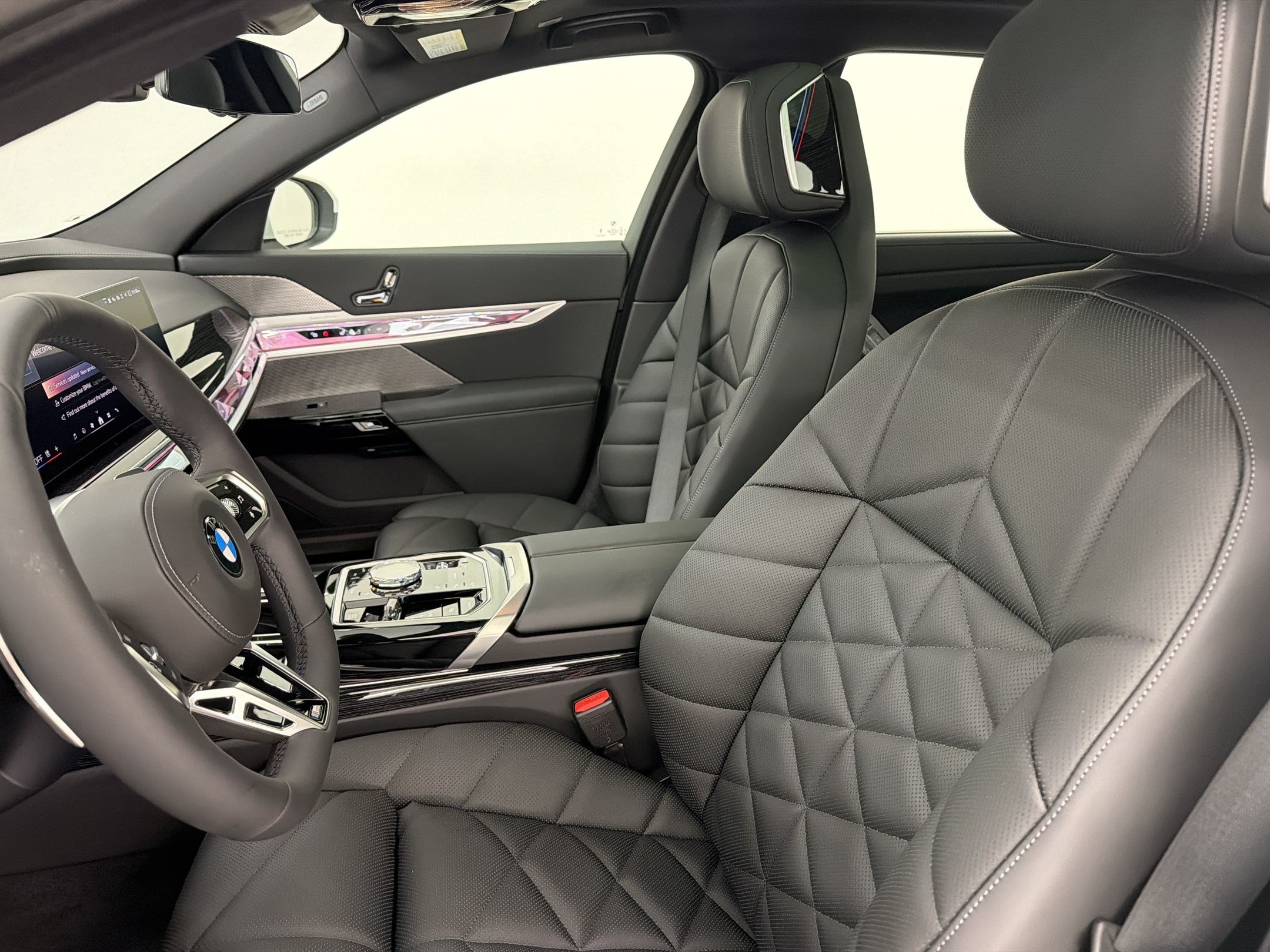 New 2026 BMW 740i xDrive AWD/4WD image 5