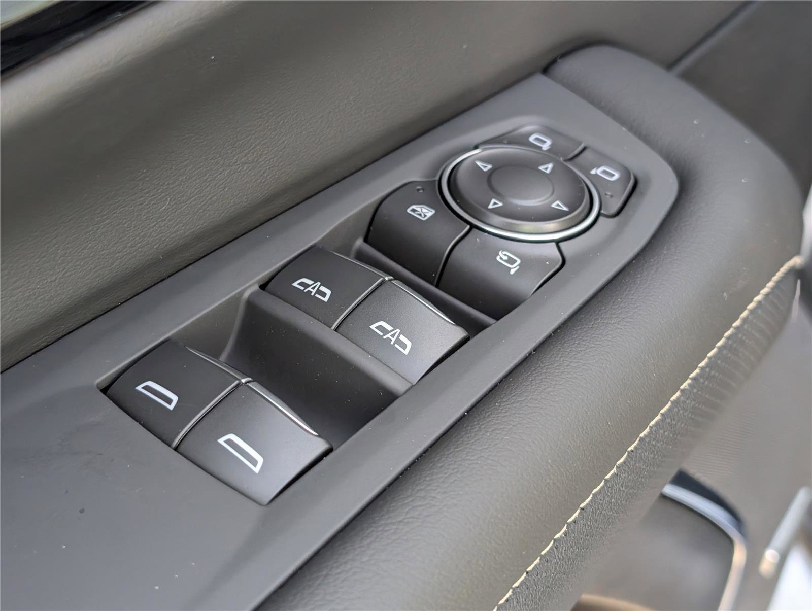 New 2026 Chevrolet Tahoe Premier w/ Sun And Tow Package image 32