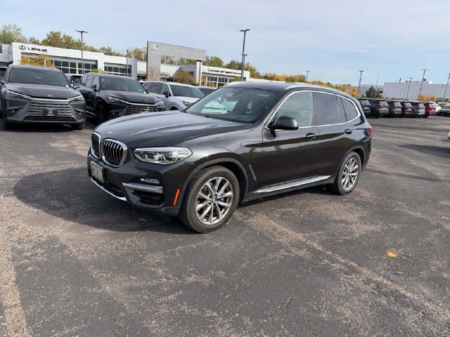 Used 2018 BMW X3 xDrive30i w/ Executive Package AWD/4WD image 5