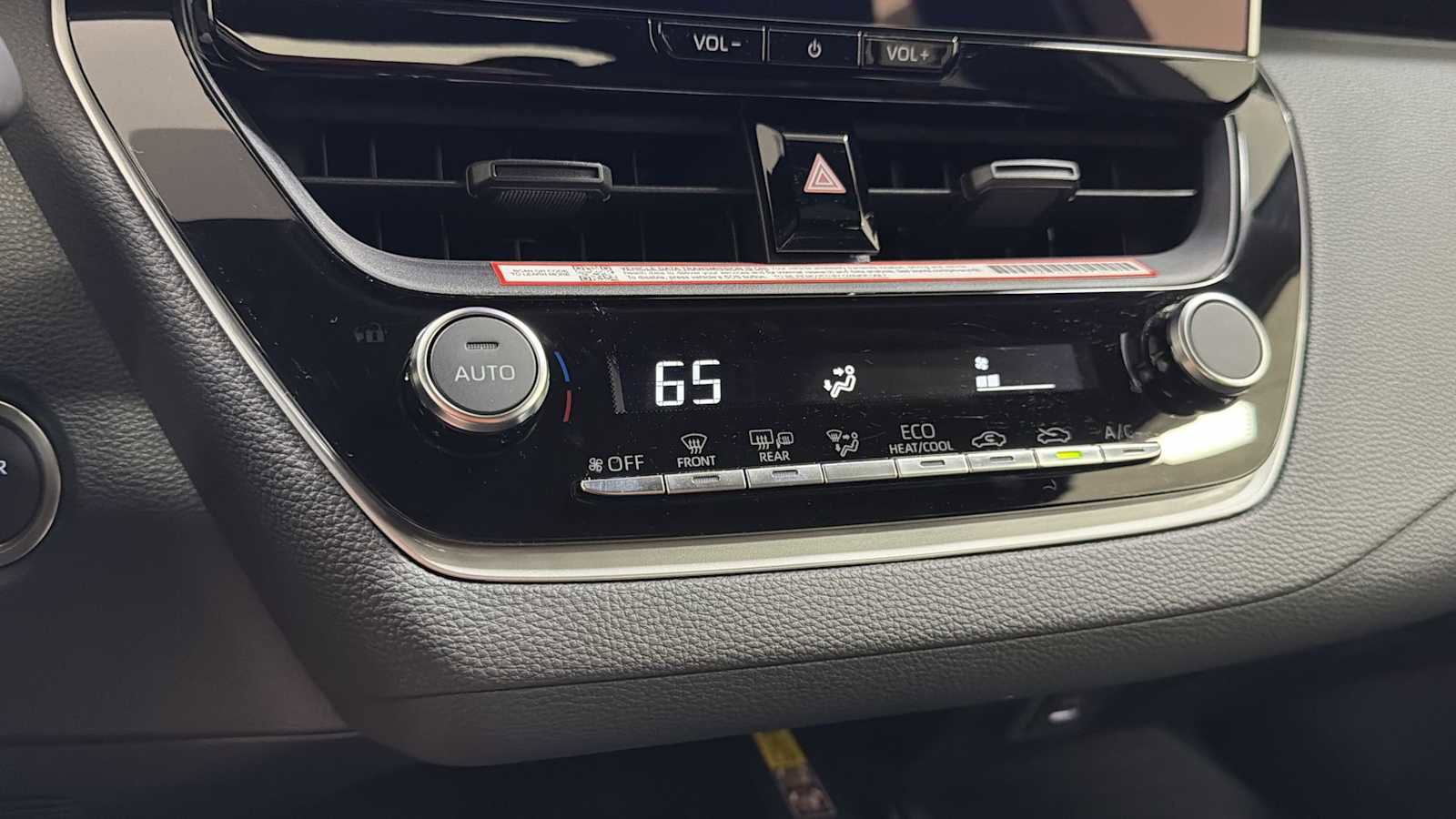 New 2026 Toyota Corolla SE image 21