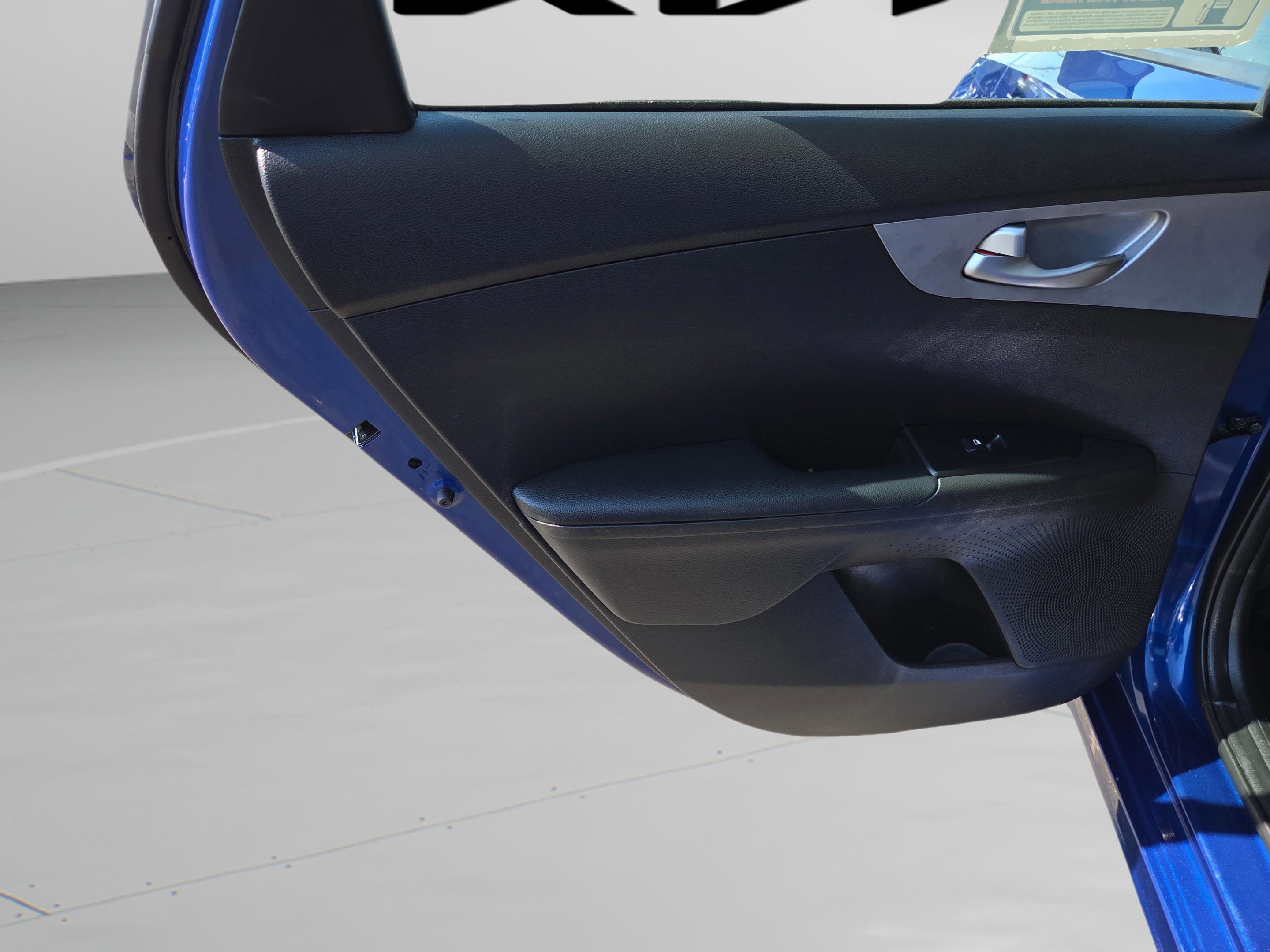 Used 2024 Kia Forte LXS image 29