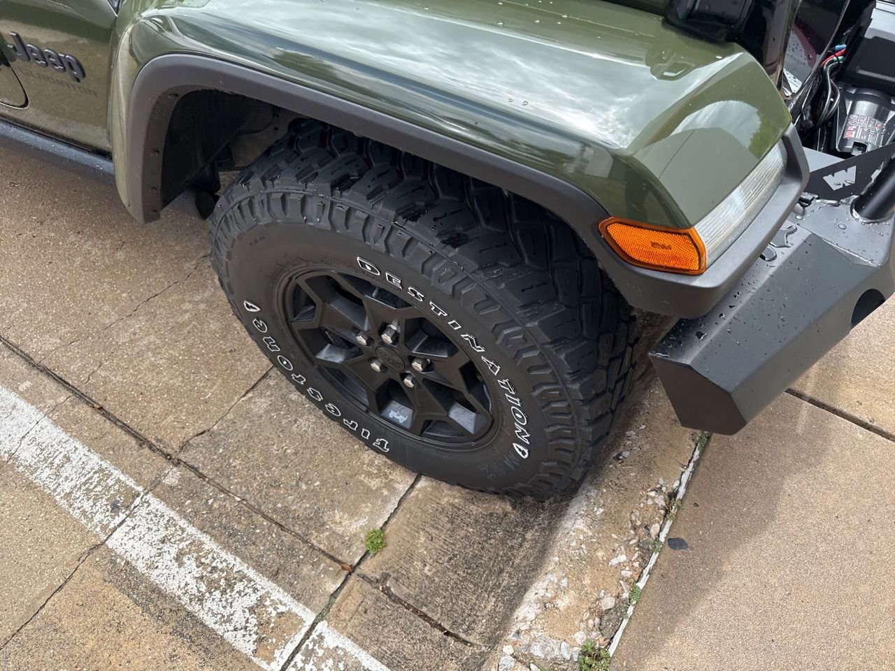 Used 2021 Jeep Gladiator Sport AWD/4WD image 8