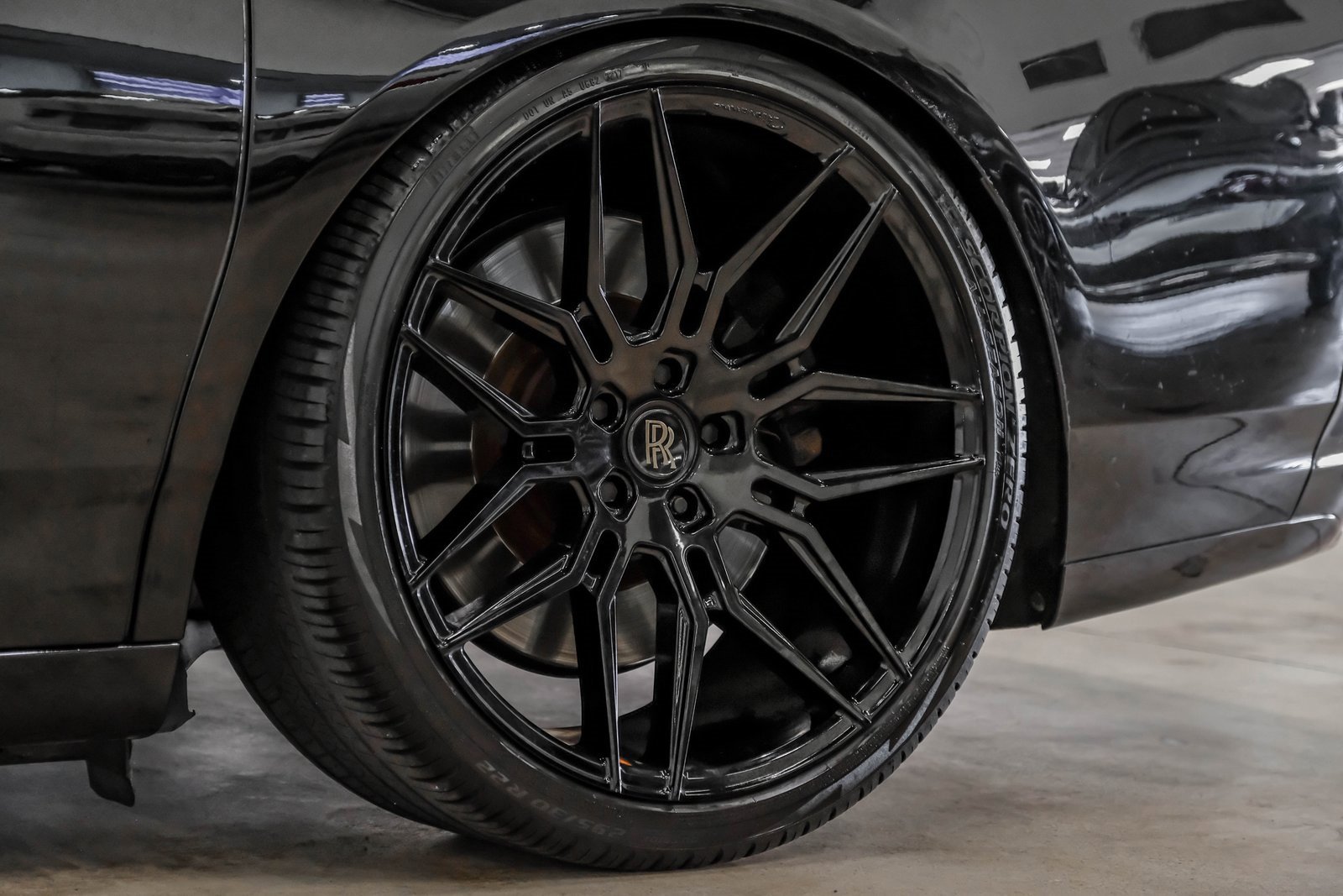 Used 2014 Rolls-Royce Ghost image 72