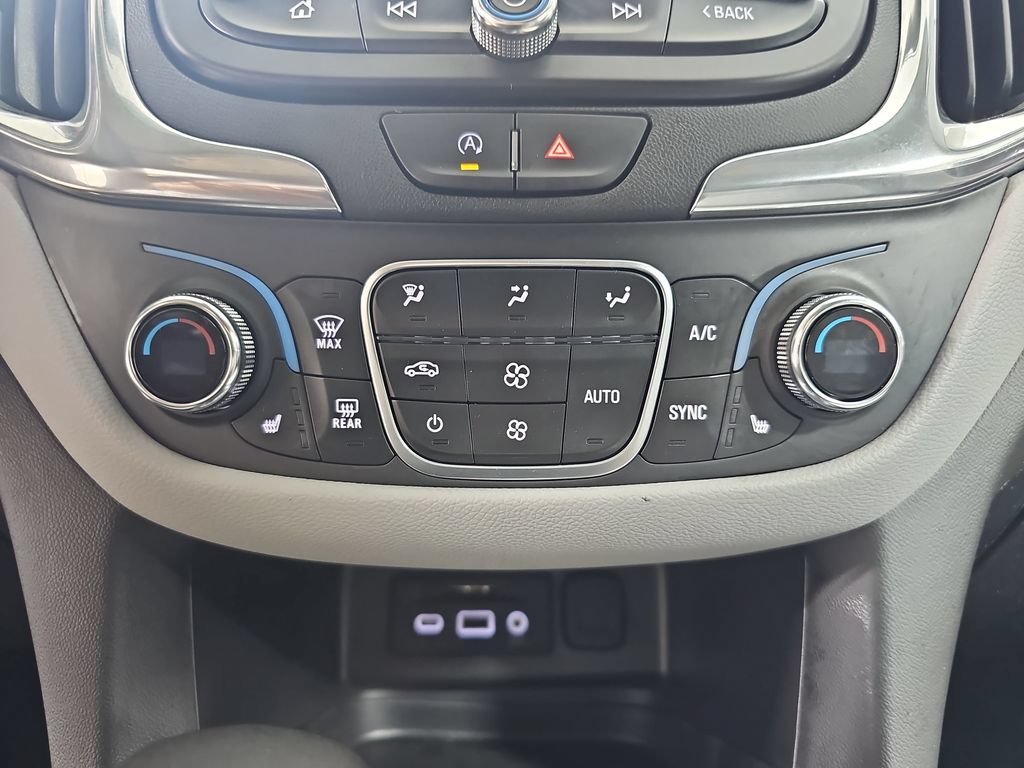 Certified 2023 Chevrolet Equinox LT FWD image 28