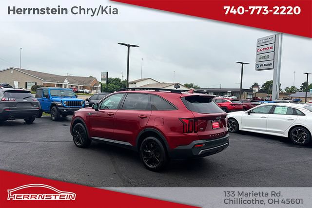Used 2022 Kia Sorento S w/ Panoramic Sunroof Package AWD/4WD image 5