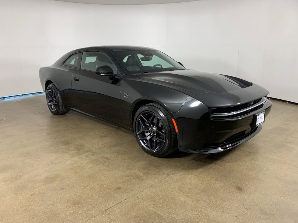 Used 2024 Dodge Charger Daytona R/T w/ Plus Group AWD/4WD image 5