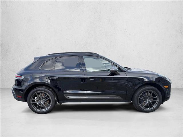 Used 2026 Porsche Macan Turbo image 4